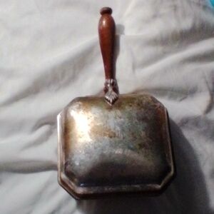 Vintage Silent Butler By The Sheffield Silver Co. 283